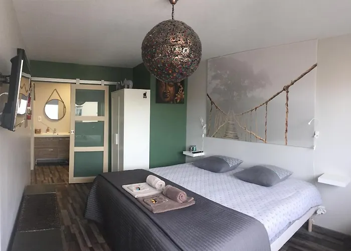 1 Chambre, 1 P'tit dèj', 1 Sourire